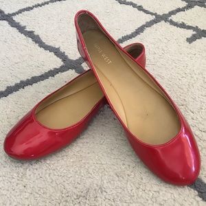 BRIGHT RED Nine West flats
